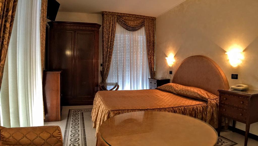 Hotel Miramare Lignano Sabbiadoro Zewnętrze zdjęcie