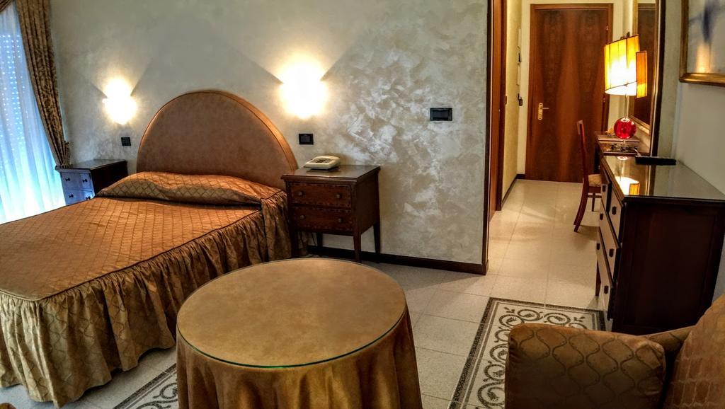 Hotel Miramare Lignano Sabbiadoro Zewnętrze zdjęcie