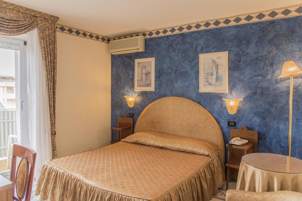 Hotel Miramare Lignano Sabbiadoro Zewnętrze zdjęcie